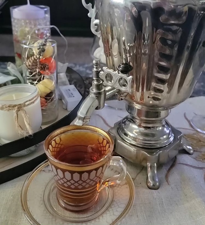 Văn hóa thưởng trà Nga cùng ấm Samovar truyền thống độc đáo. Nguồn: sepelimargarita