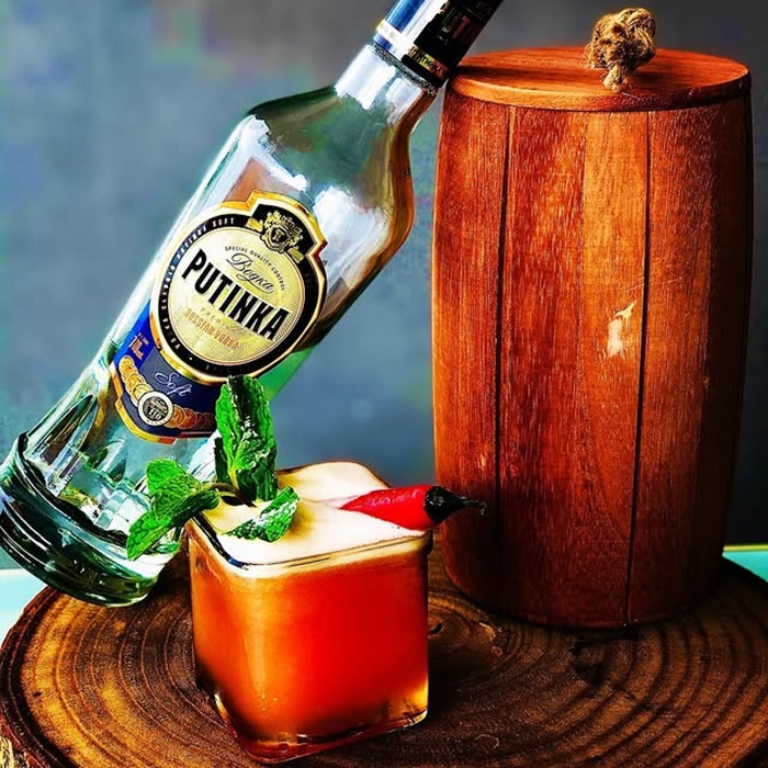 Putinka là thương hiệu Vodka cực kỳ phổ biến tại nội địa Nga. Nguồn: jose_torres_234