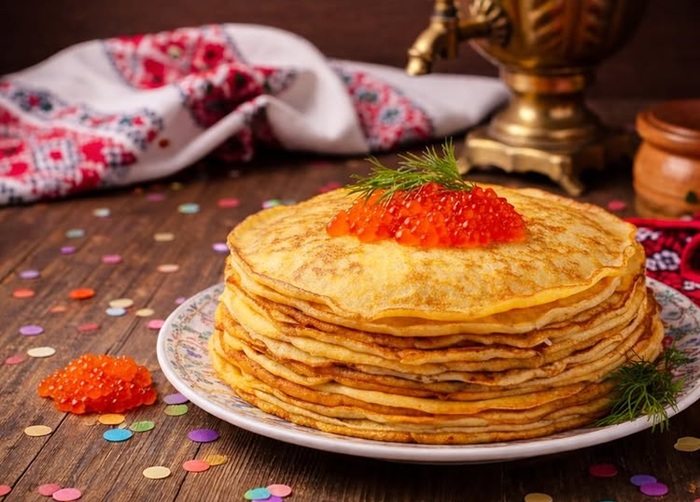 Bánh blini - Món bánh truyền thống nhất định phải thử khi du lịch Nga