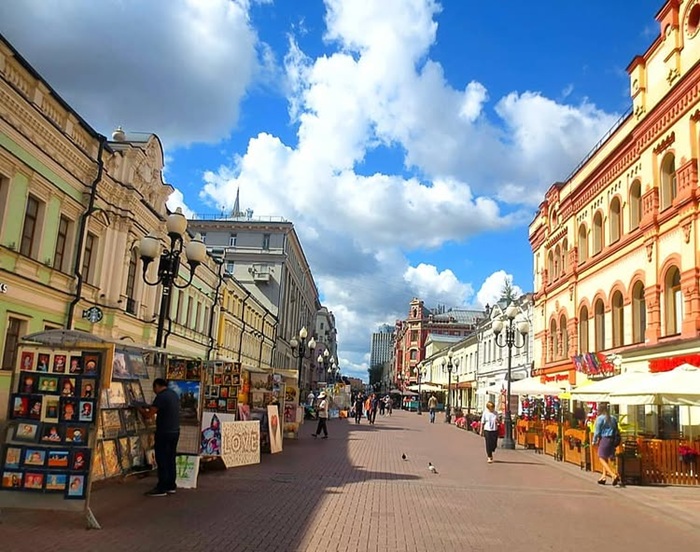Trải nghiệm ẩm thực đường phố ở Moscow tại con phố Arbat cổ kính. Nguồn: nadiatavaglione