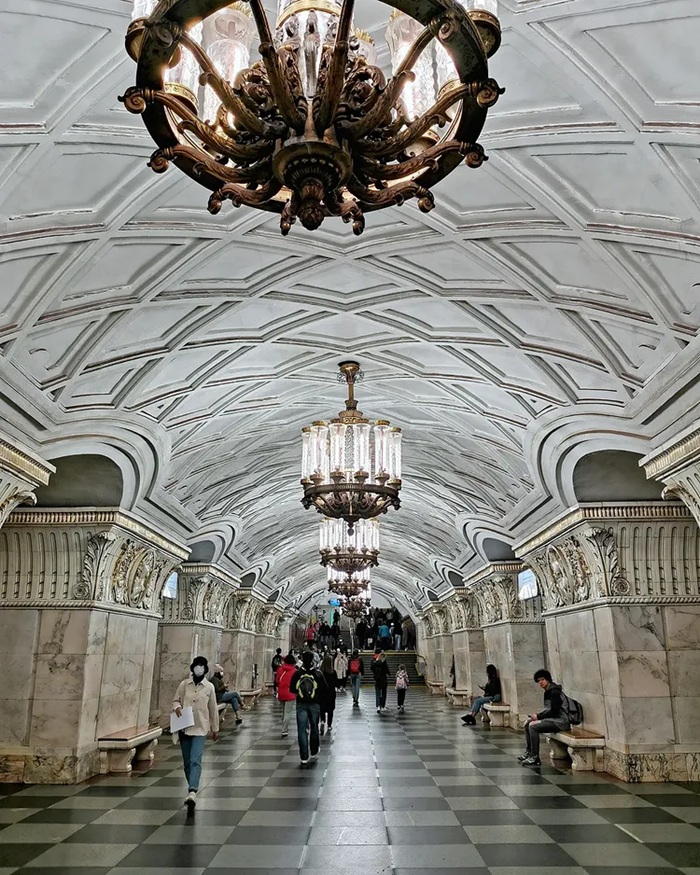 Hiểu thêm về nhịp sống thường ngày của người dân Nga tại các ga tàu Moscow. Nguồn: tecli_
