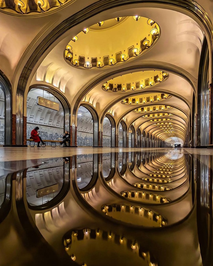 Mayakovskaya – Ga tàu điện ngầm Moscow với lối kiệt tác kiến trúc tương lai. Nguồn: duhocnga.vn