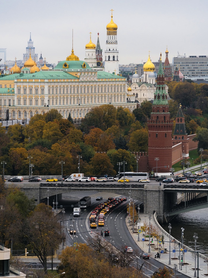 Chiêm ngưỡng sự tinh tế trong kiến trúc hoàng gia Điện Kremlin. Nguồn: ksarzie