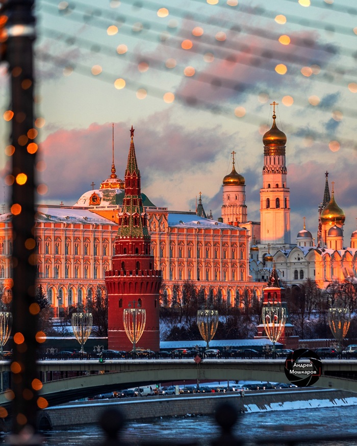 Điện Kremlin quần thể kiến trúc lịch sử nguy nga bên sông Moskva. Nguồn: andrey_moshkarov_ph